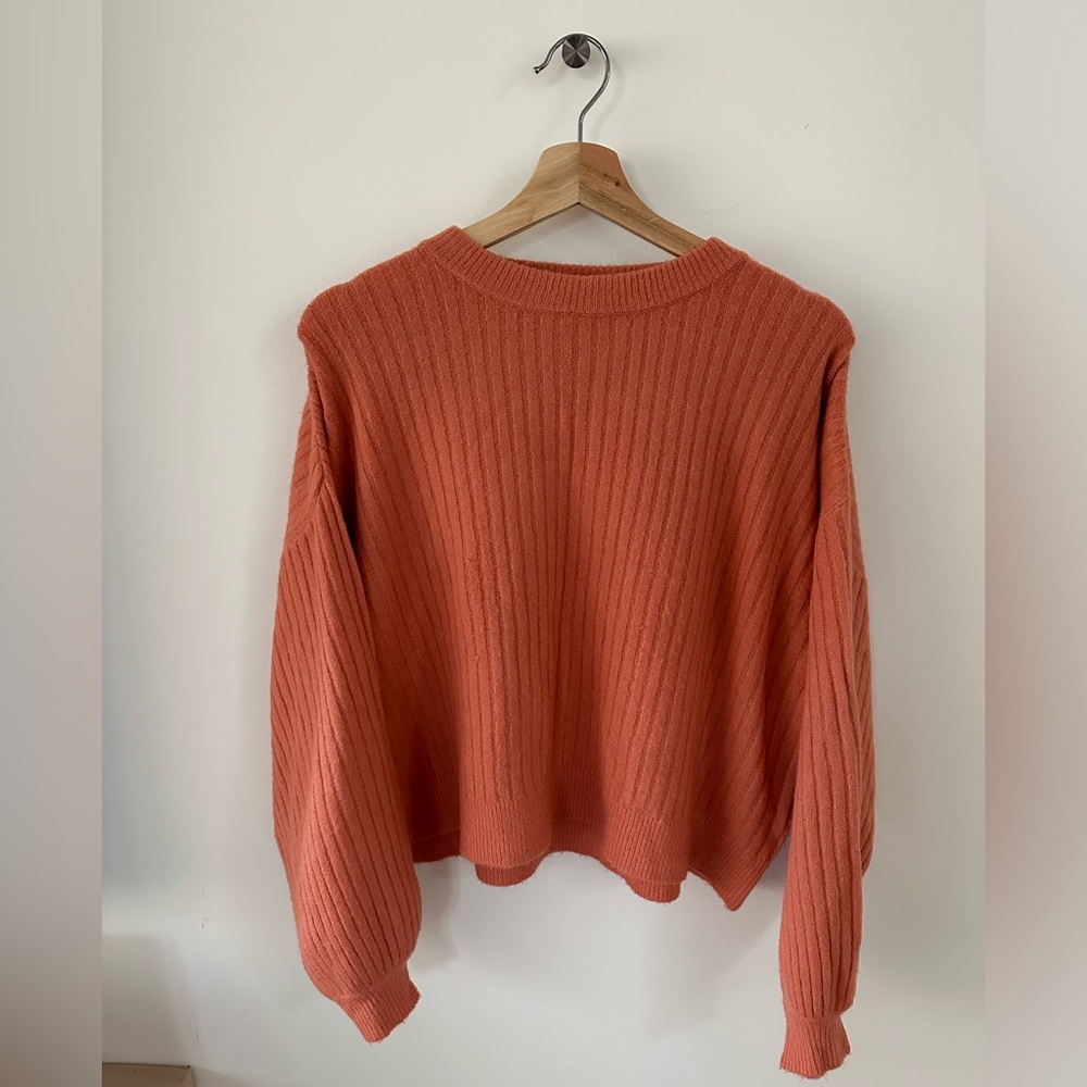 Women’s Large Coral Sweater